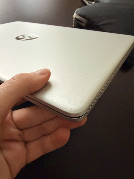 Laptop Laptop HP 15s-fq5051nq, Intel Core i5-1235U pana la 4.4GH