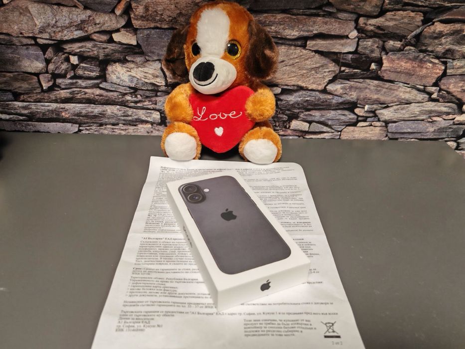 ^ЧИСТО НОВ Iphone 16 Black 128GB 36м. ГАРАНЦИЯ