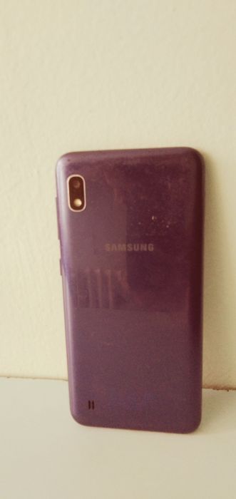 Samsung A10 в хорошем состоянии