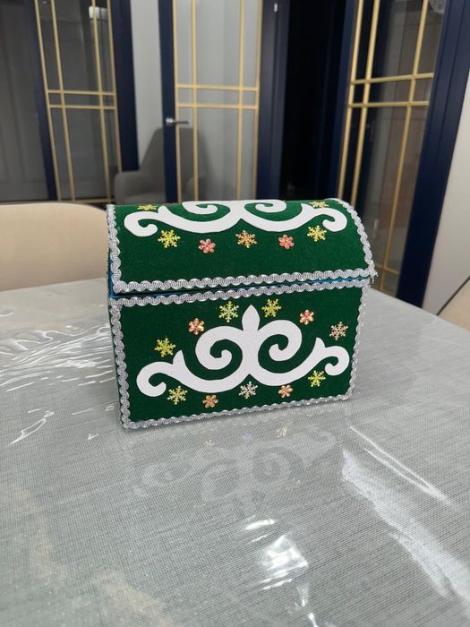 Продам сувенир-небольшая юрта