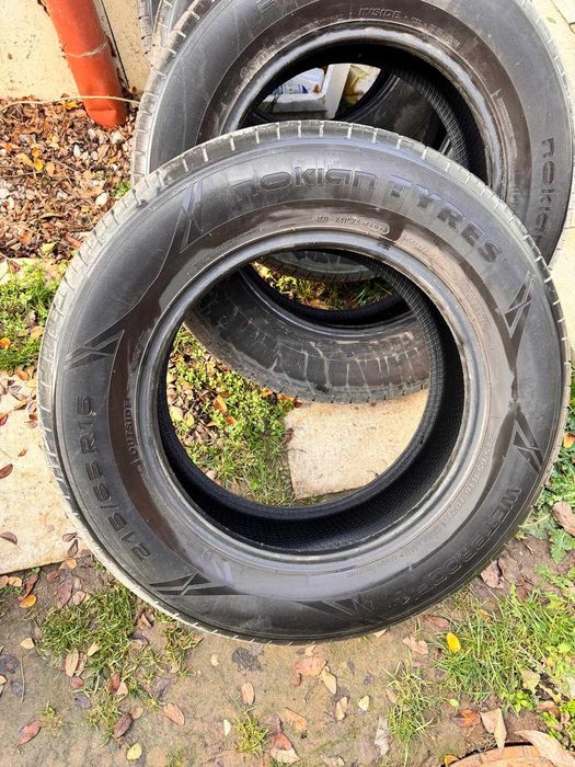 4 buc. Nokian 215/65 R16 WETPROOF - aproape noi