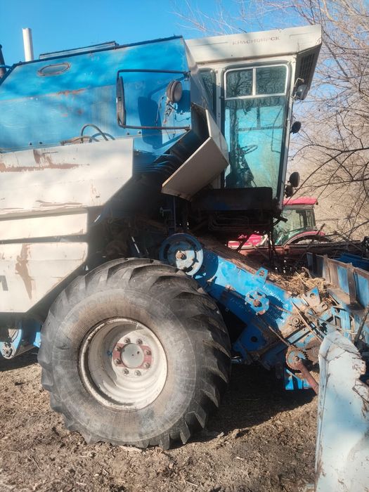 Продам комбайн 2008г