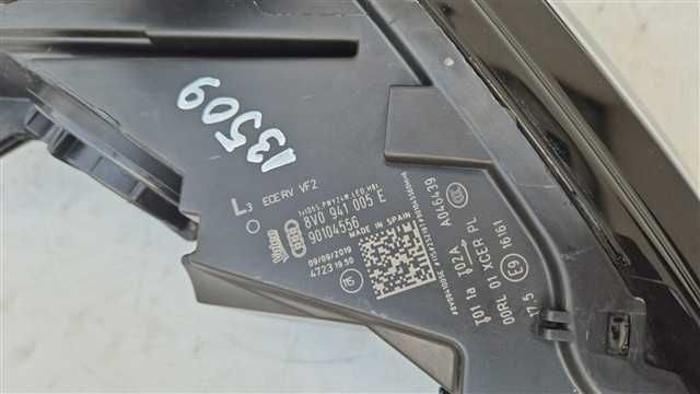 Far stanga Audi A3 Bi-xenon Led an 2016 2017 2018 2019 cod 8V0941005E Original - Factura si Garantie