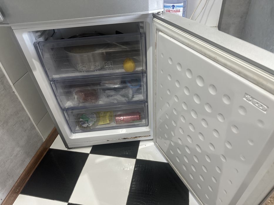 Продам холодильник Beko