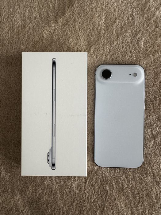 iPhone Air 256GB Sky Blue