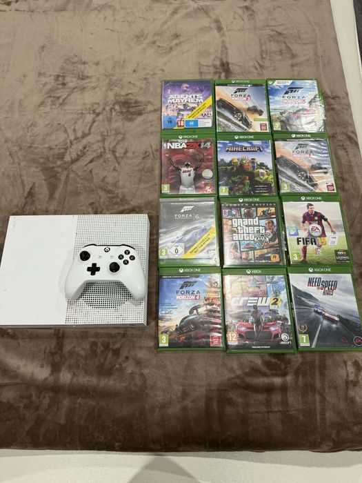 Vând kit gaming volan + Xbox și scaun