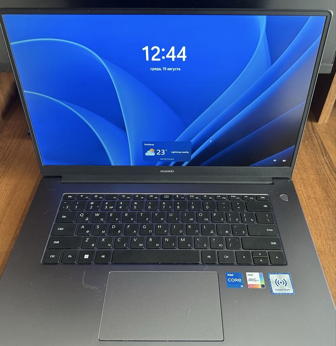 Ноутбук huawei matebook d15