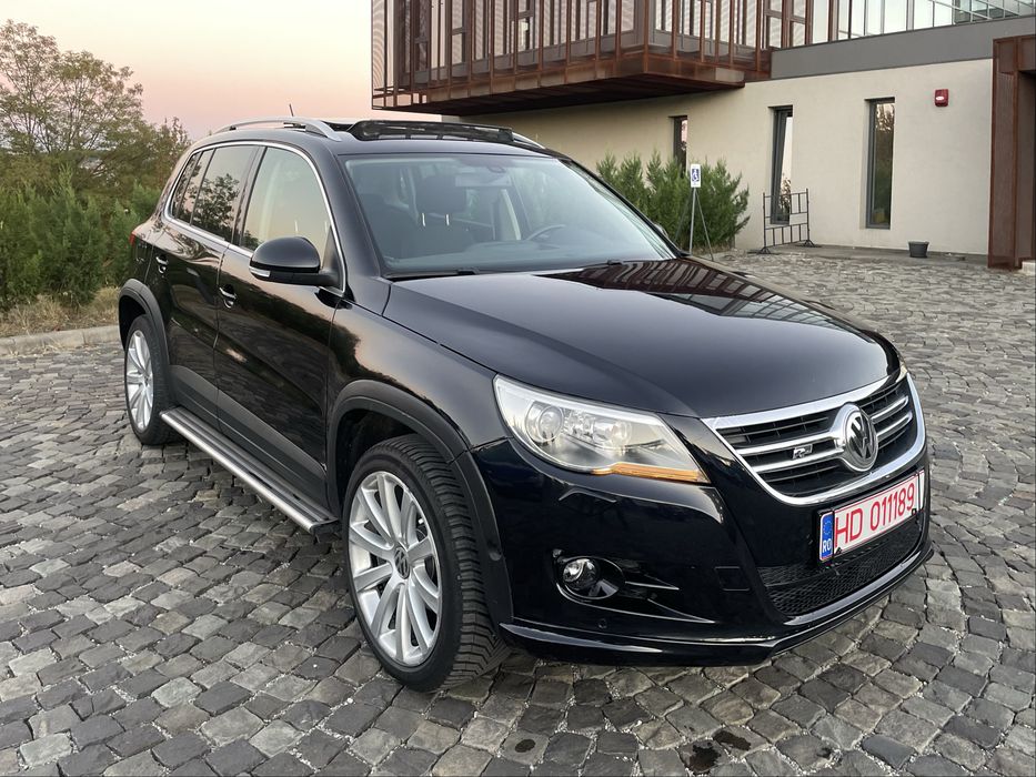 VW TIGUAN 2.0 tdi 4X4 editia R-line carte service euro 5 pretul se afla in descriere