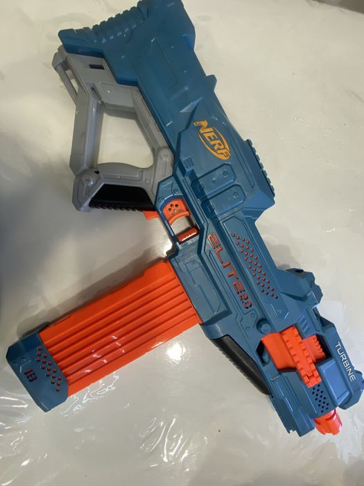 Продам пистолет детский игровой