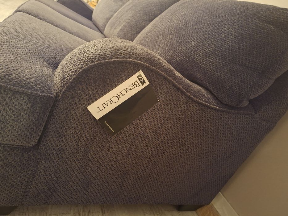 Продаются диваны для гостинных комнат