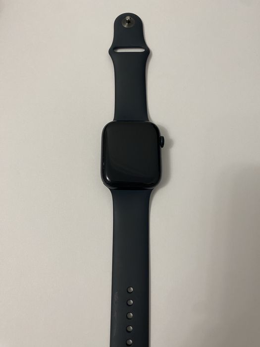 Apple watch 9         .