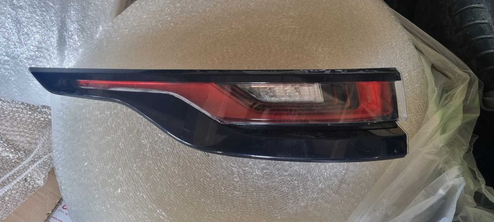 Stop stopuri tripla spate aripa stanga dreapta Range Rover Velar