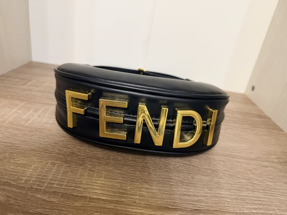 Новая сумка Fendi