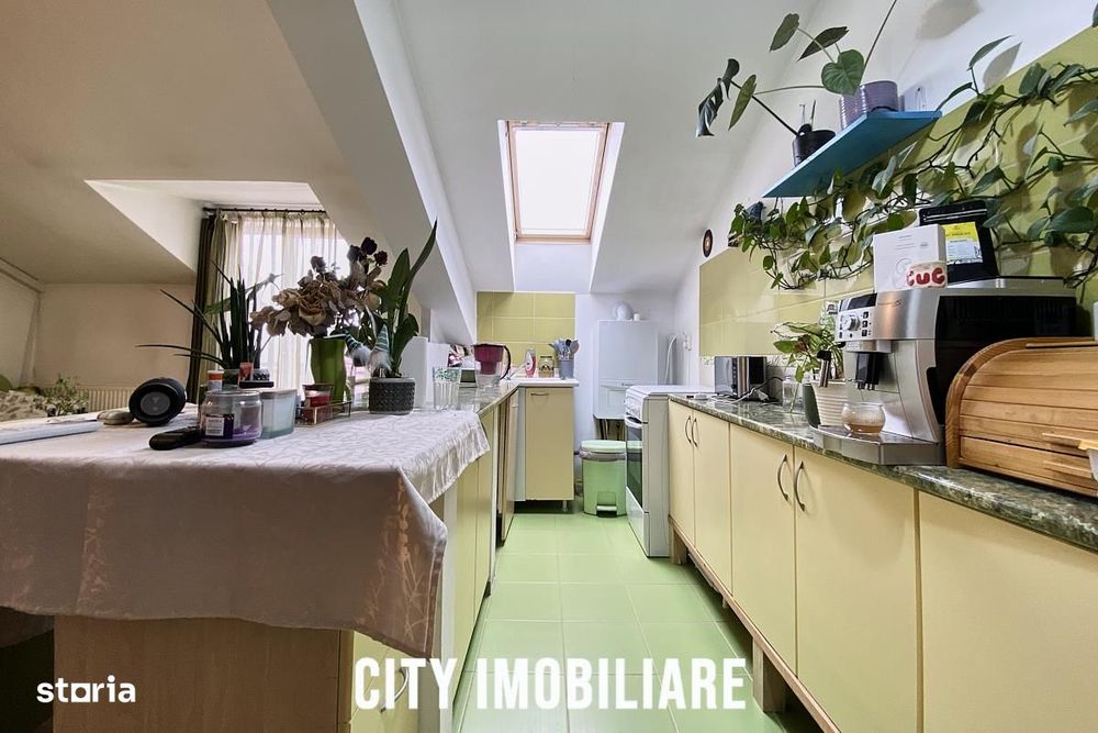 Pret excelent! Apartament 3 camere, 64 mp + balcon, mobilat, Buna Ziua