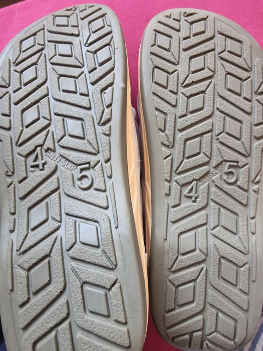 Pantofi din piele100%, cu talpa ușoară