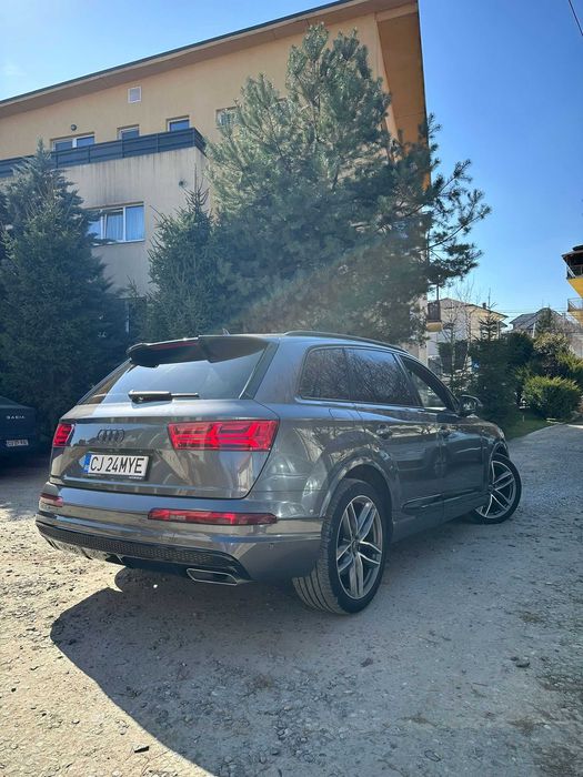 Automobil Audi q7 50 TDI