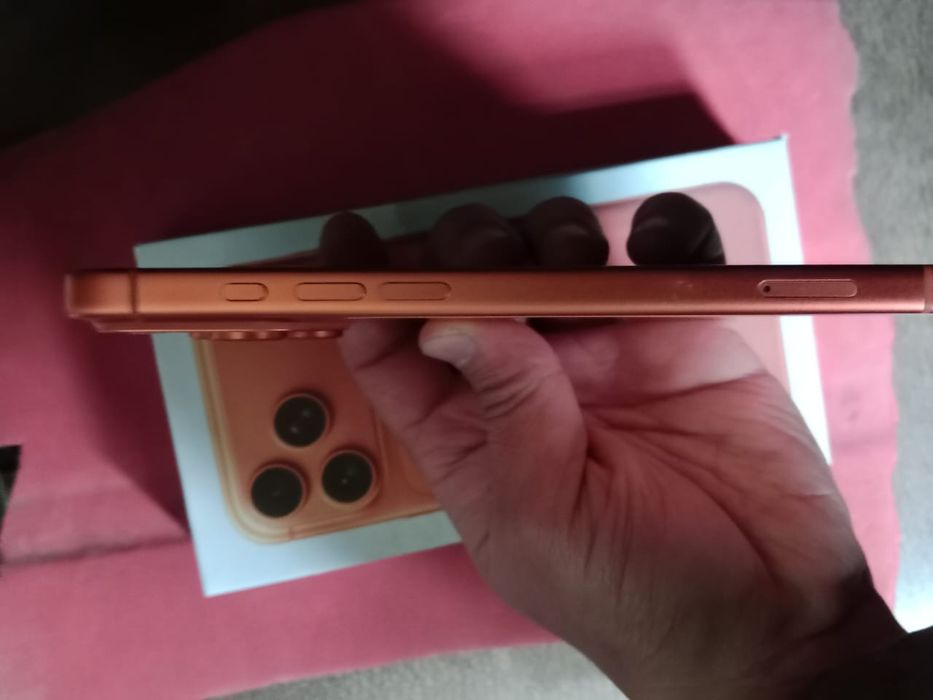 Айфон 17 про мах