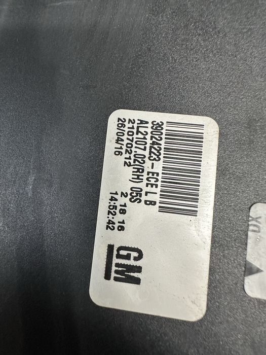 Stop dreapta opel insignia.cod:39024223-ece.