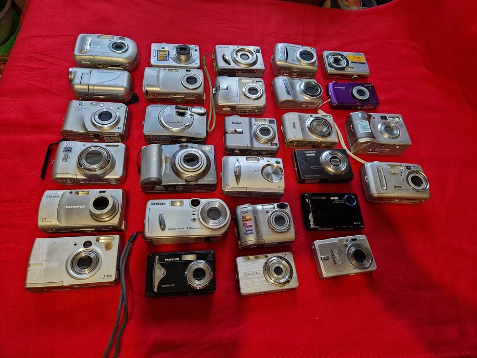 Aparat Photo pentru piese.  Fara accesorii și fără informații