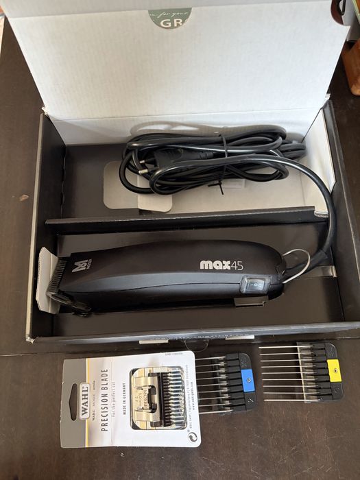 Продам машинку для стрижки животных Moser Max45