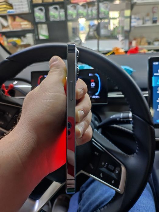 iPhone 13 pro 256гб
