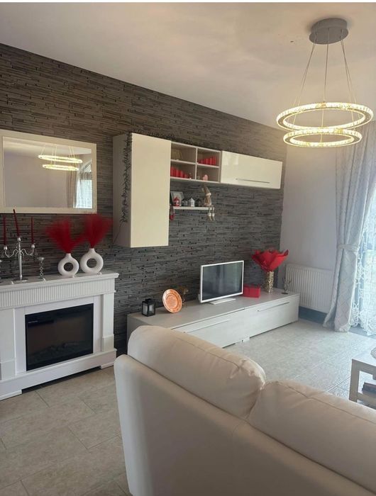 Proprietar vând casă în Rosiuta județul Gorj.