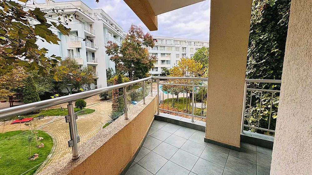 Продава се Двустаен апартамент в к.к. Слънчев бряг - 70 кв.м за 1343 €/кв.м - Снимка #8