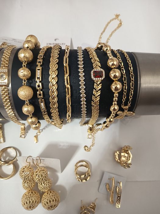 Bij placate cu AUR DE 14K