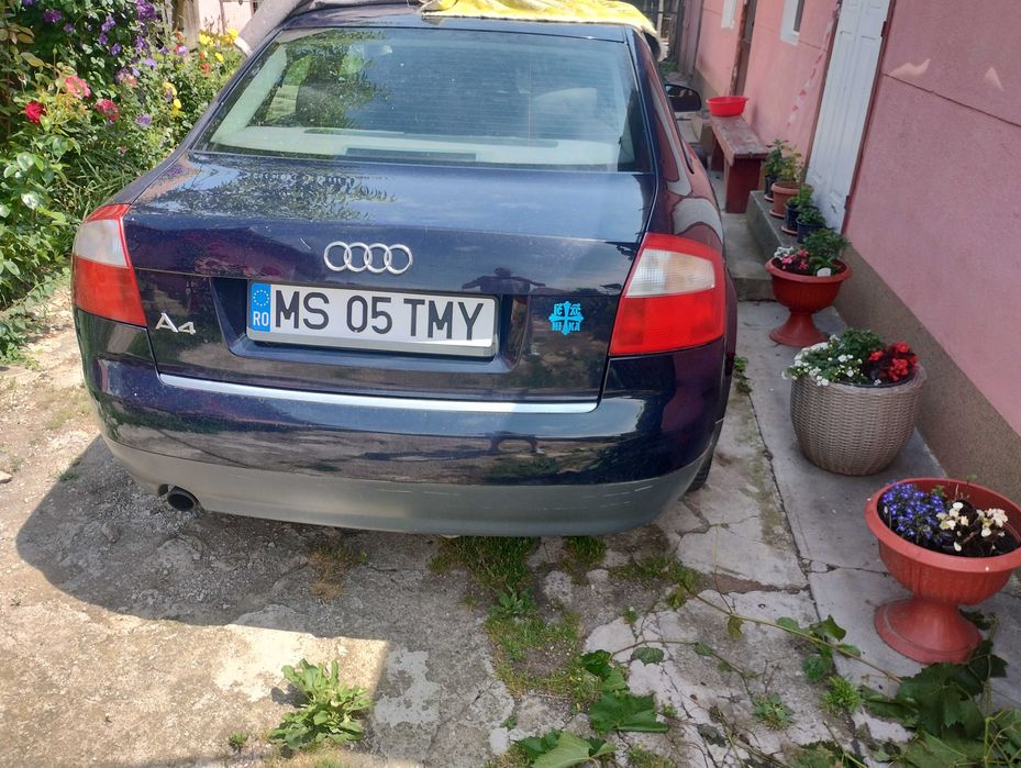 Audi A4 B 6 1.6 benzină