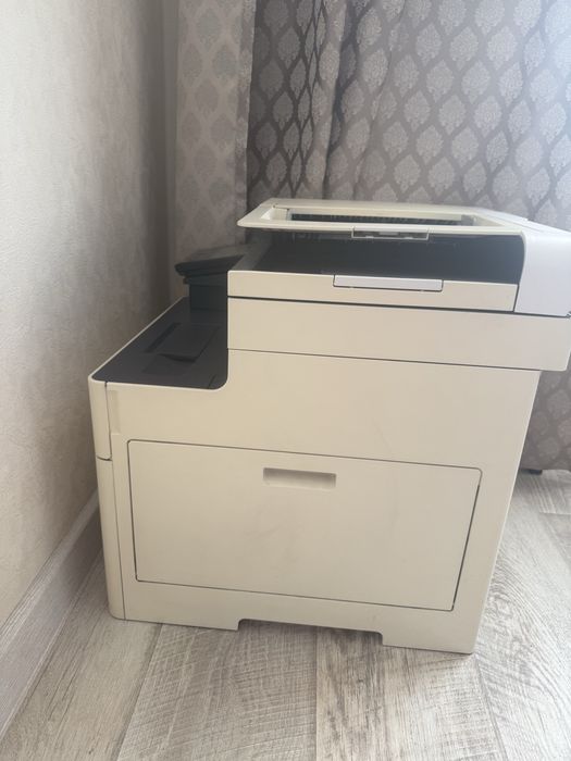 Продам цветной принтер- сканерXerox WorkCentre 6515