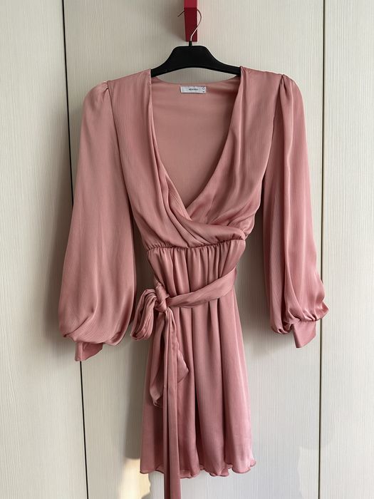 Розова рокля Reserved XS