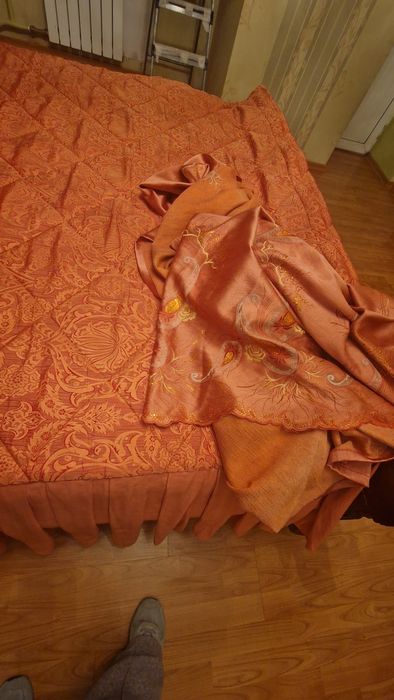 Набор покрывало и шторы