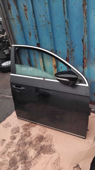 Usa dreapta fata/spate Volkswagen Passat B7 an 2010