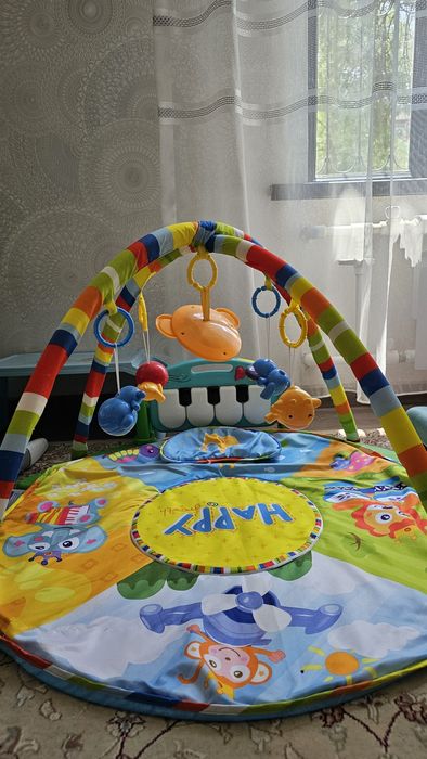 Коврик детский с игрушками
