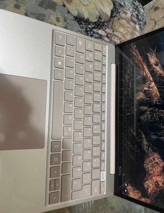 Microsoft Laptop Go 3
