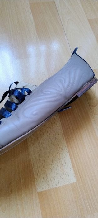 Pantofi piele cu șiret de mătase