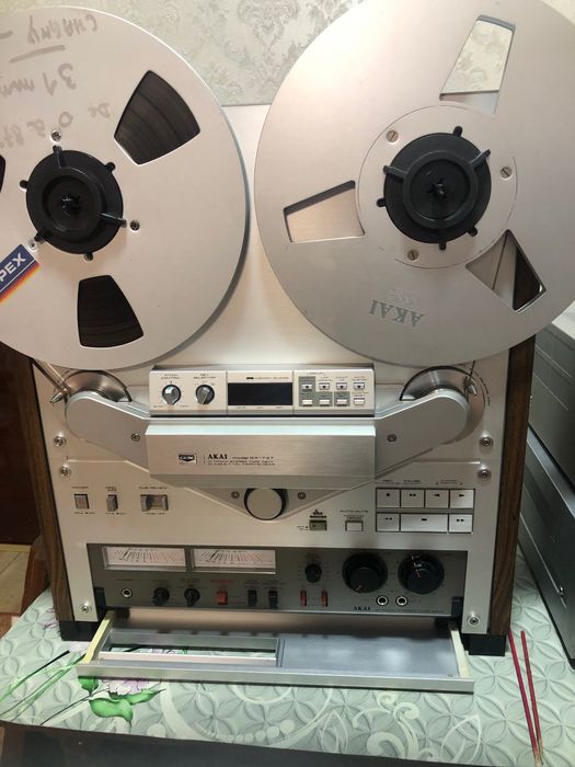 Vand  magnetofon Akai gx 747 dbx