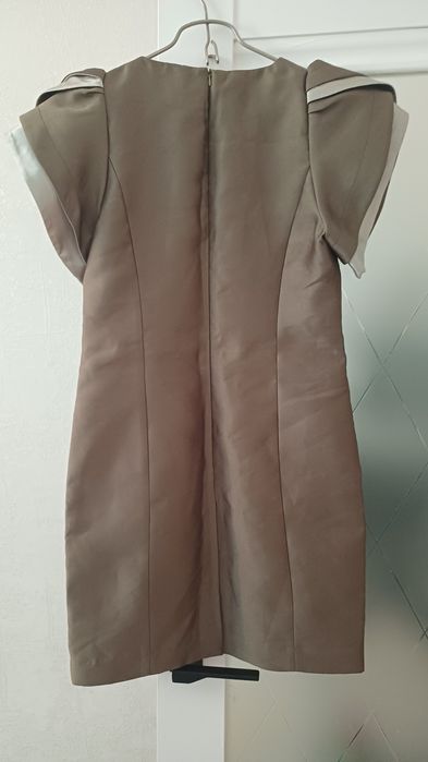 Продам платья женские