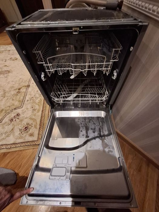 Посудомойка Ariston