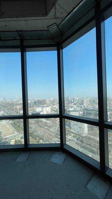 Продается Piramit Tower 2/19/48 59м2 коробка вид на Ташкент сити: