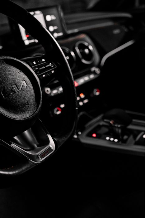 Продам свою Kia Stinger 3.3 Twin Turbo