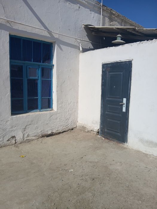 Xonallari katta boplgan 4 xonali shinamgina uy barcha sharoiti mavjud