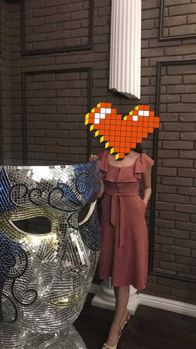 Продам женское платье