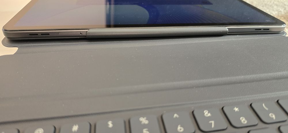 Honor P Pad X9 таблет с Оригинален кейс клавиатура