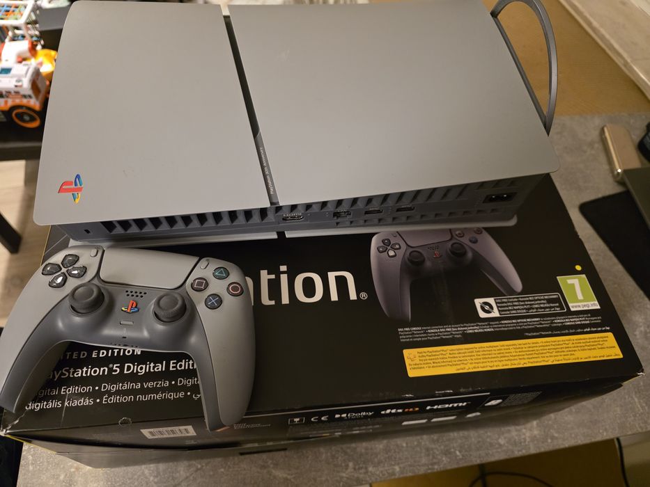PlayStation 5 anniversary edition