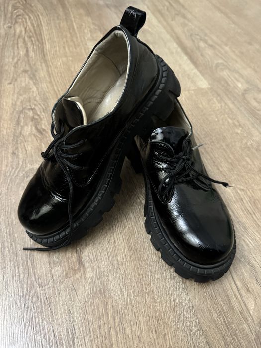 Школьные туфли для девочки