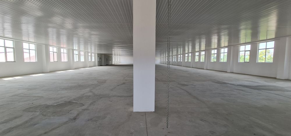 Închiriez 2000 mp - spațiu industrial/clinica/sala sport/depozitare