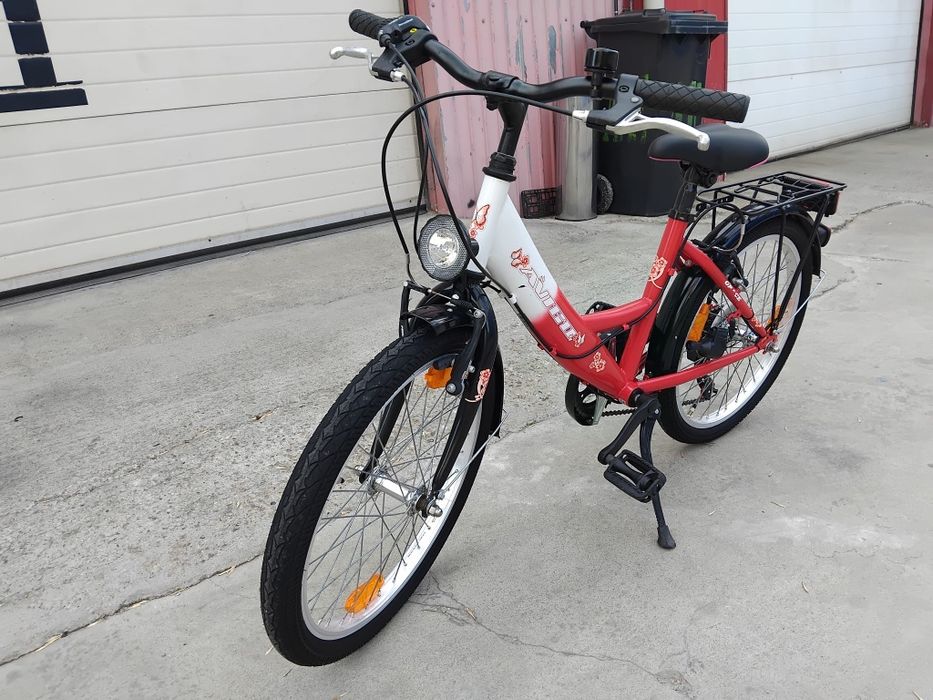 Vând bicicleta pentru copii