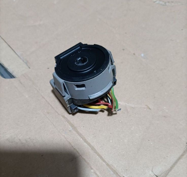 Contact,cheie:Mondeo,C,S Max,Focus 2,Galaxy...asigur expedierea coletu