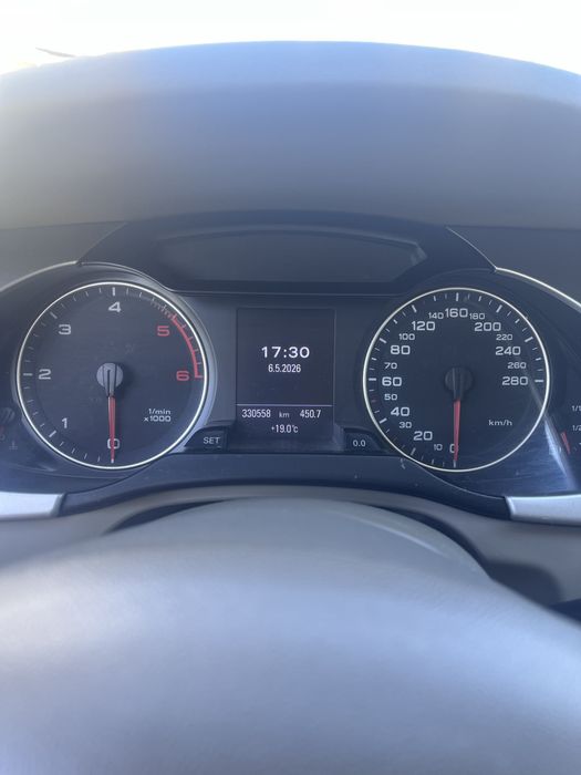 Audi A4 2.0 TDI 143 cp anul 2009